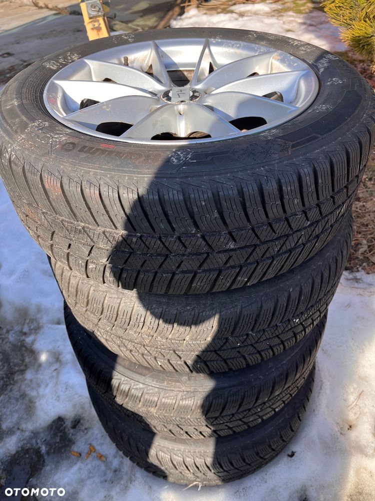 BMW Seria 3 318i - 18