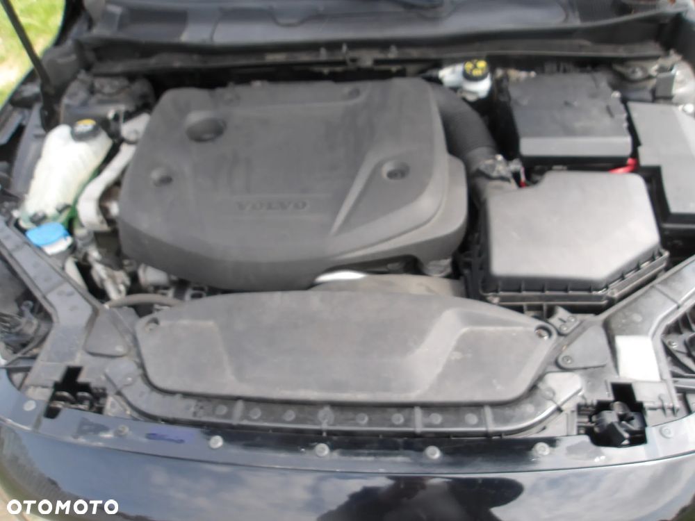 Volvo V40 D2 Summum - 17