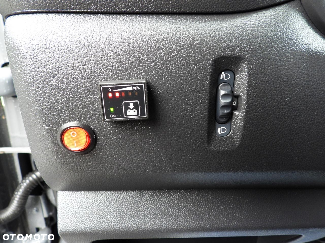 Renault MASTER  PLANDEKA 10 PALET WEBASTO TEMPOMAT LEDY PNEUMATYKA KLIMATYZACJA  165KM - 28