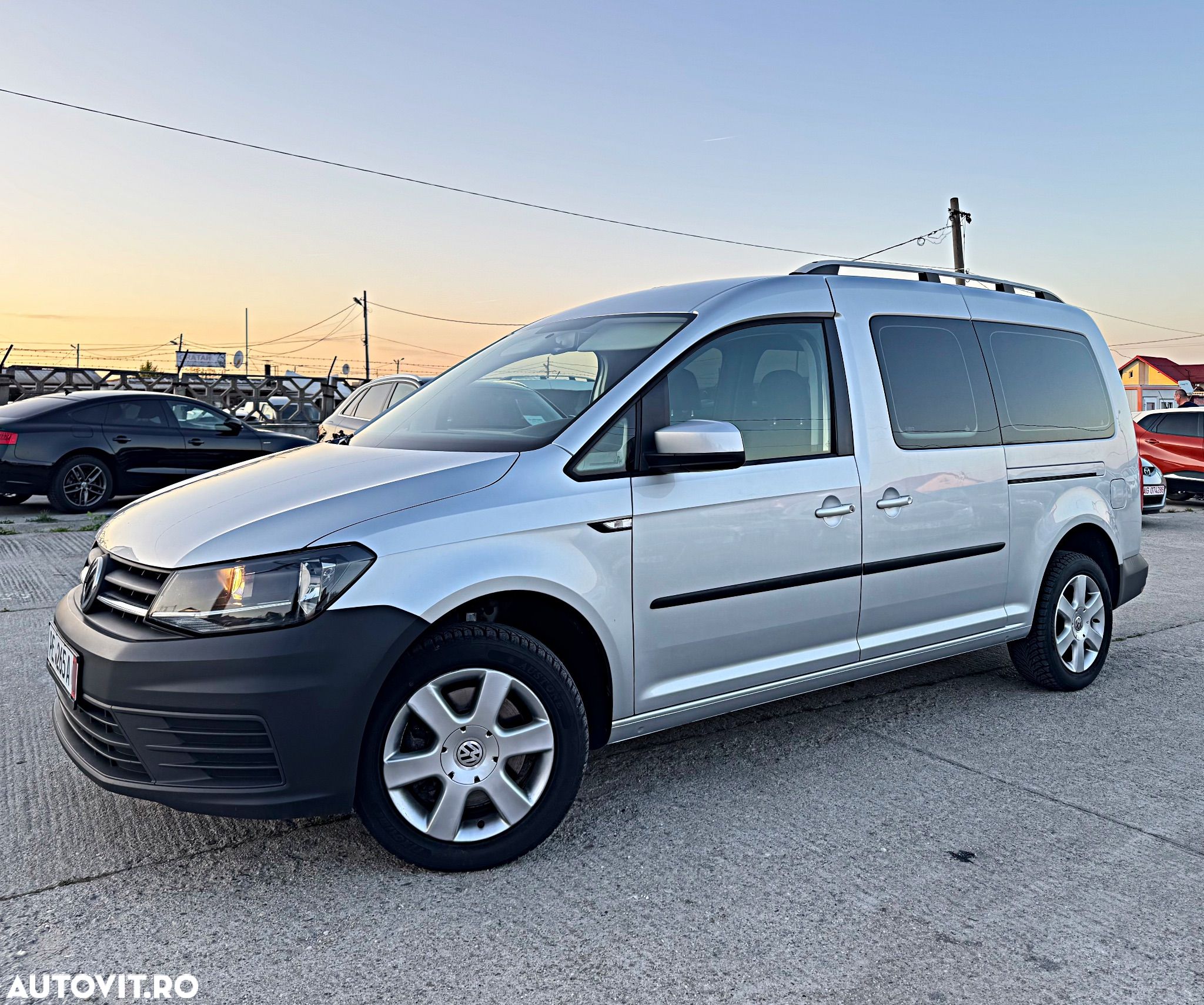 Volkswagen Caddy 2.0 TDI (5-Si.) DSG Comfortline - 1