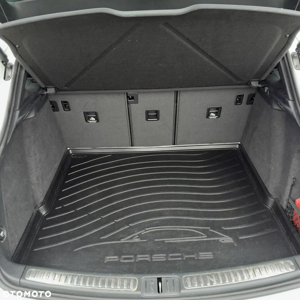 Porsche Macan - 7