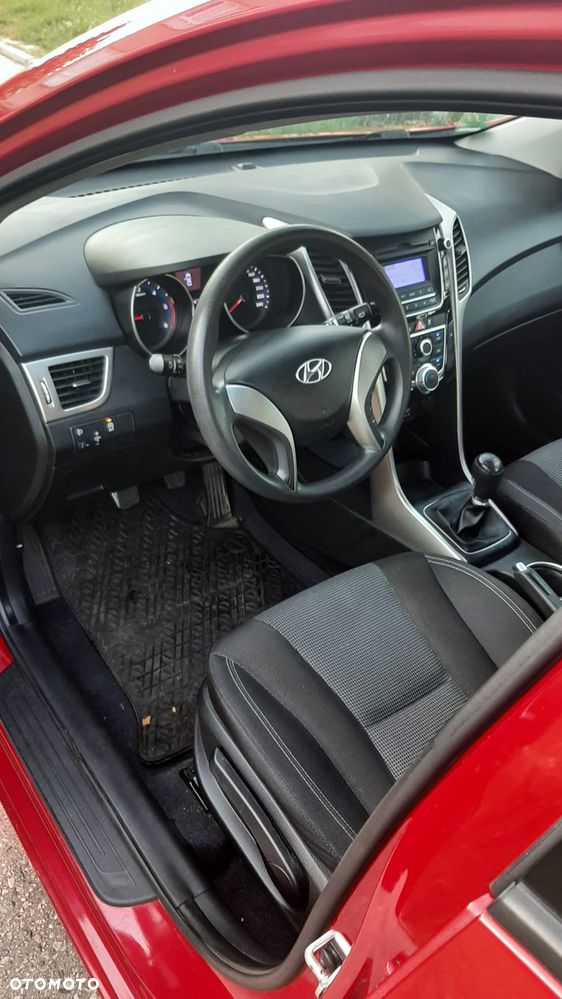 Hyundai i30 1.6 CRDI Trend - 13