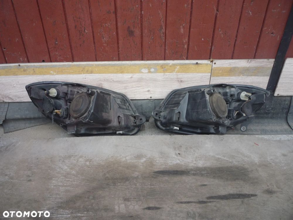 SKODA FABIA II LAMPA PRZEDNIA LEWA LUB PRAWA - 4