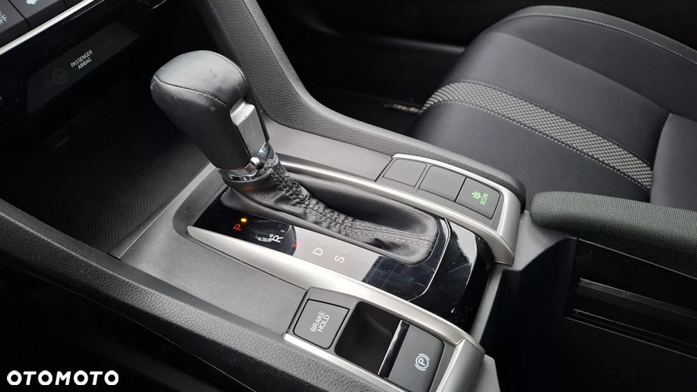 Honda Civic 1.5 i-VTEC Turbo CVT Elegance - 14