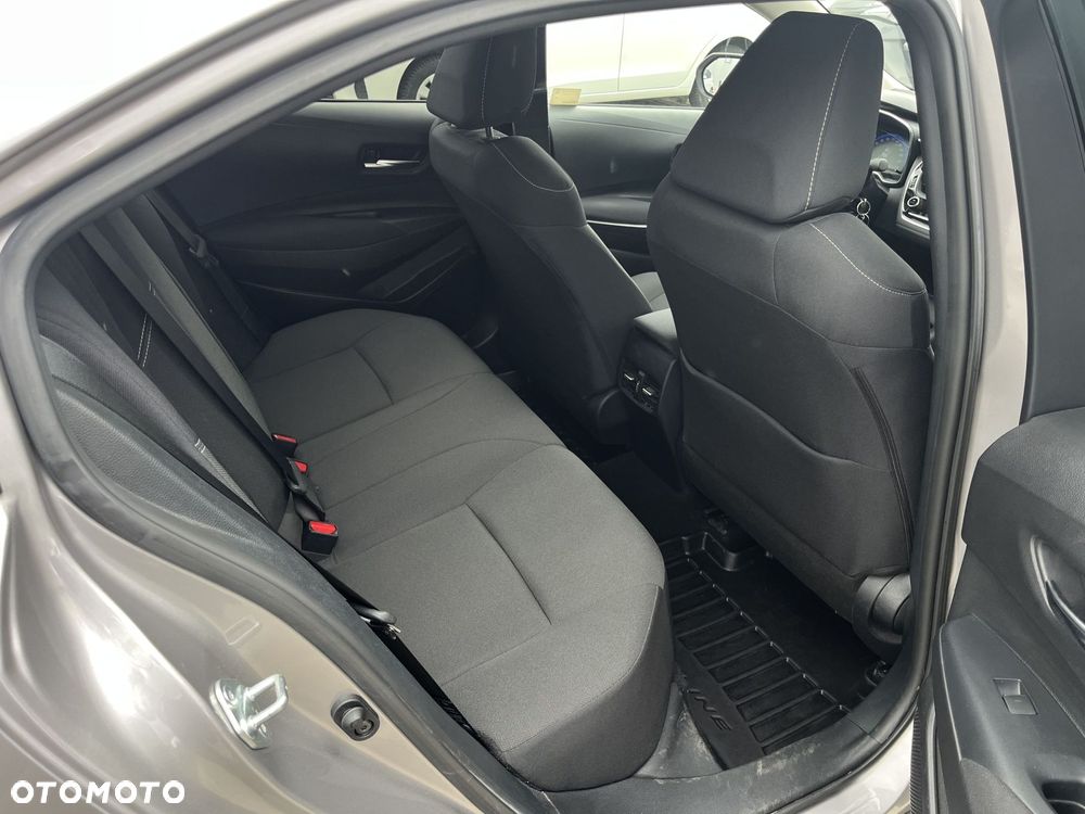 Toyota Corolla - 21