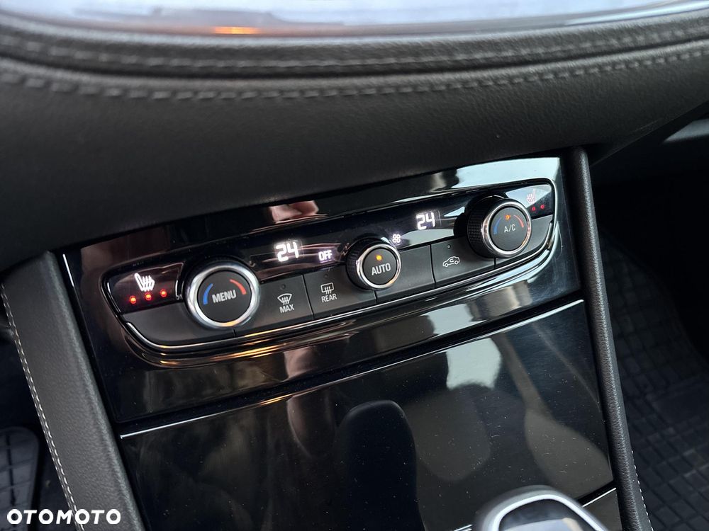 Opel Grandland X 1.2 T GPF Design Line S&S - 21