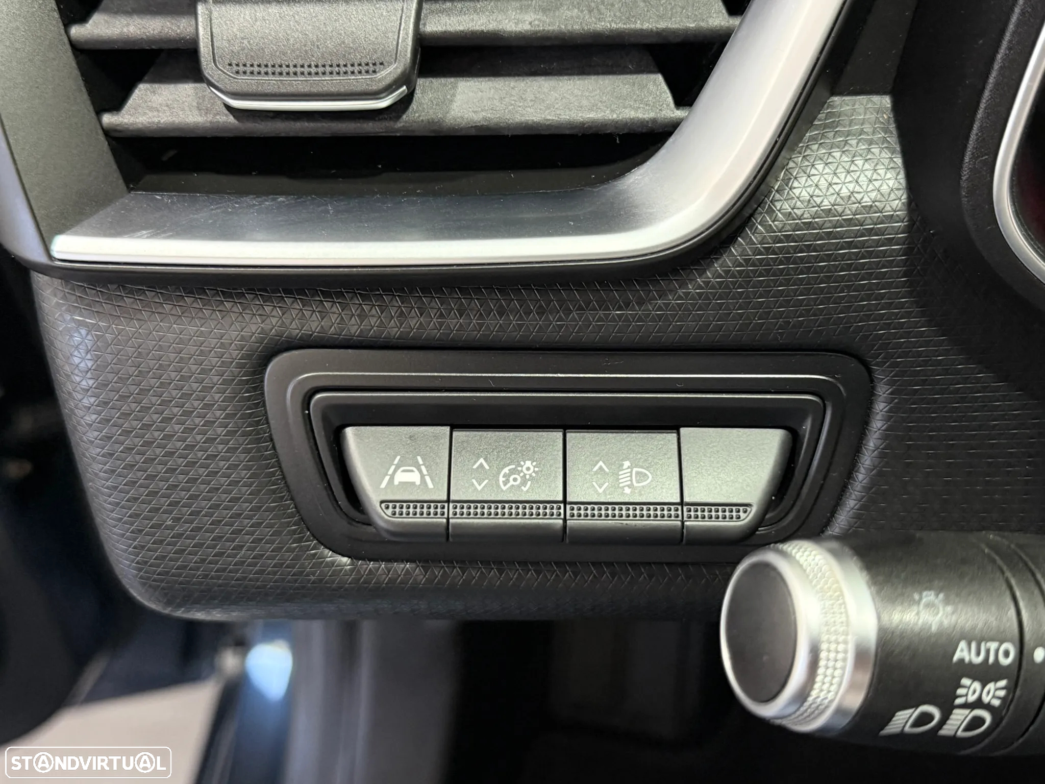 Renault Clio 1.0 TCe Exclusive - 21