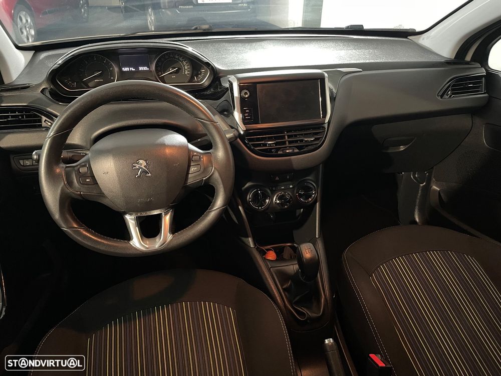 Peugeot 208 1.6 BlueHDi Allure - 8