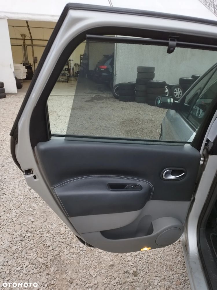 Renault Scenic 1.6 Confort Expression - 23