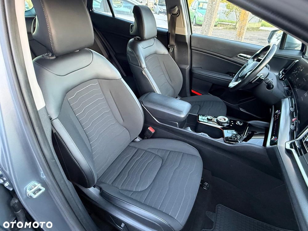 Kia Sportage 1.6 T-GDI MHEV Business Line 2WD DCT - 22