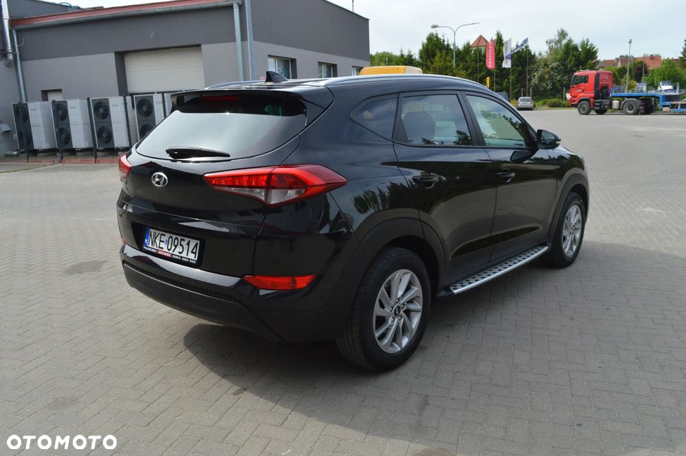 Hyundai Tucson 1.7 CRDI BlueDrive TourdePologne 2WD - 8