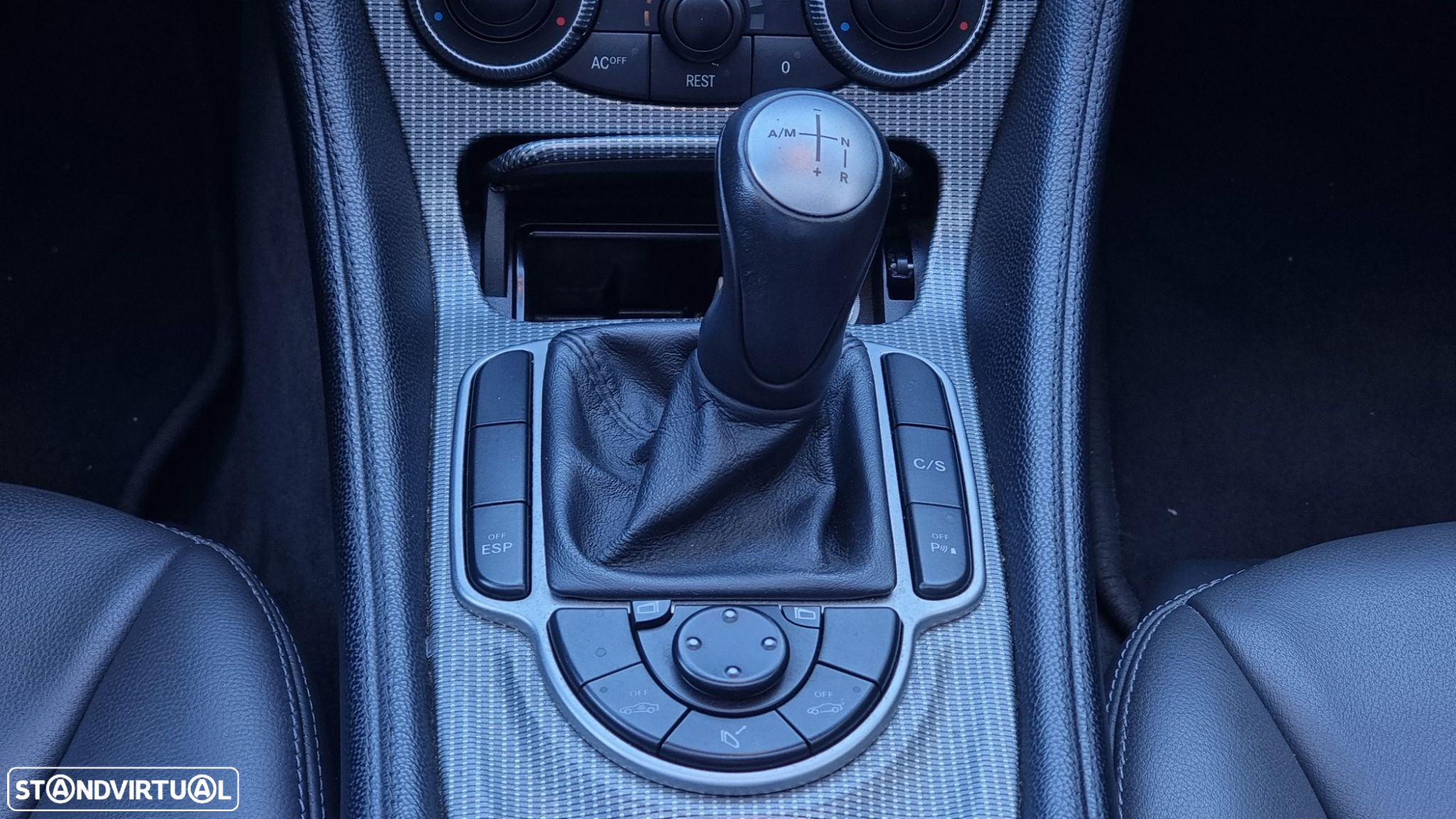 Mercedes-Benz SL 350 - 57