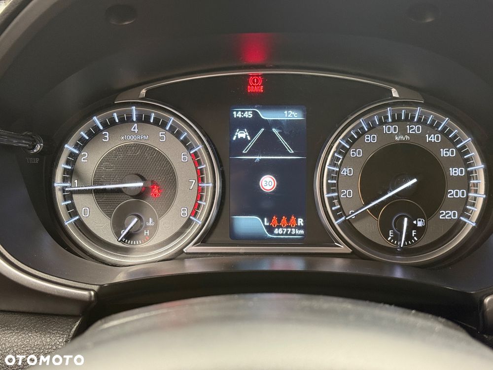 Suzuki Vitara - 12