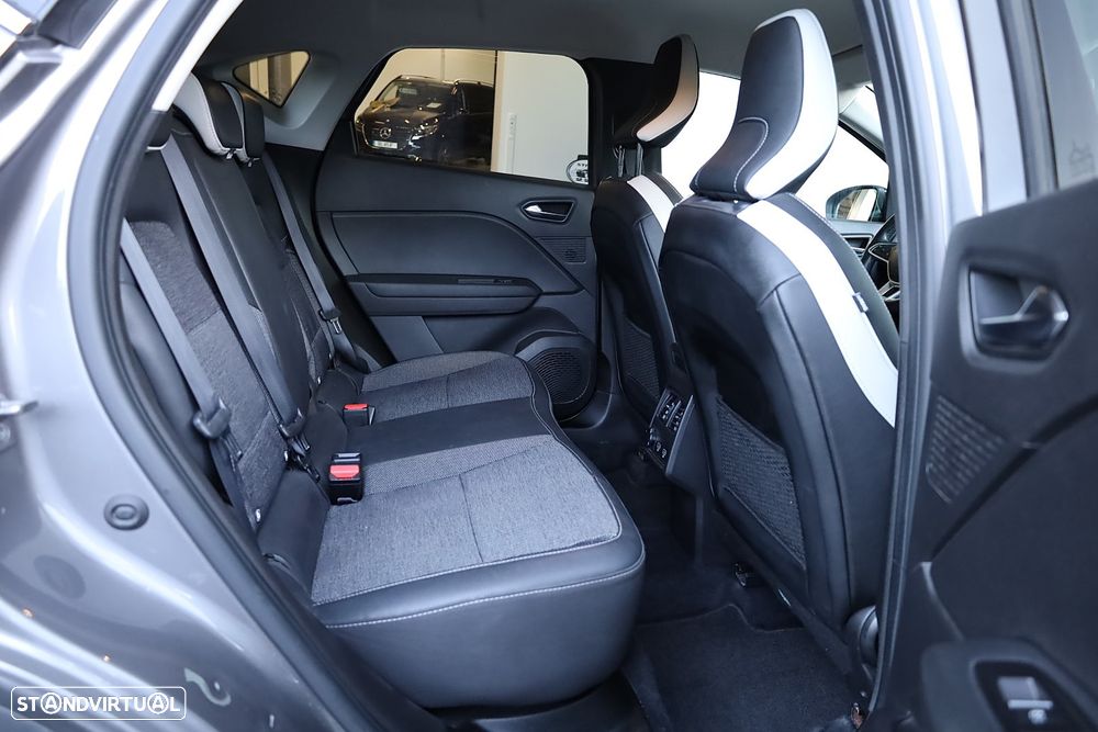 Renault Captur 1.0 TCe Techno - 44