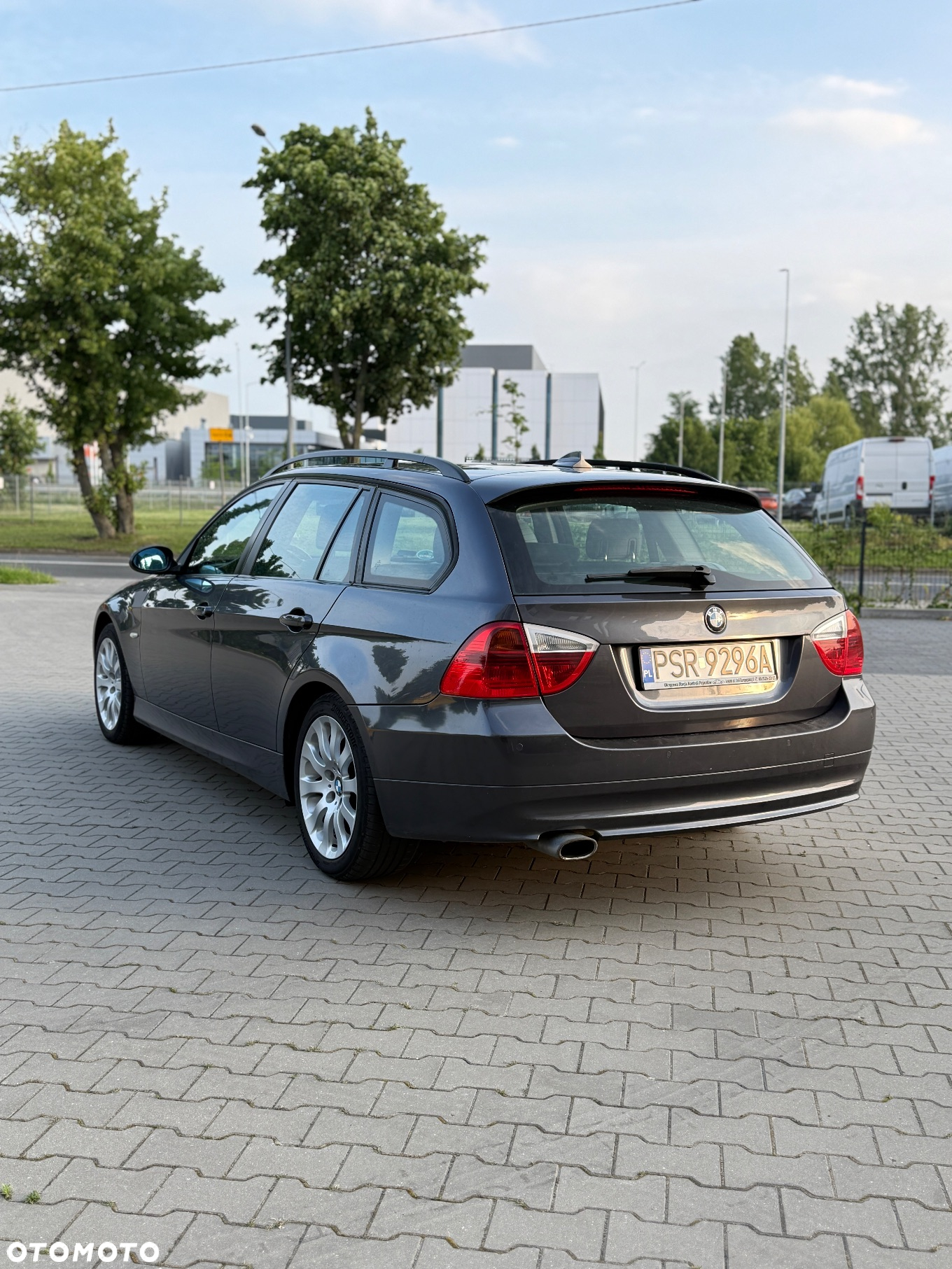 BMW Seria 3 320d DPF Touring - 7