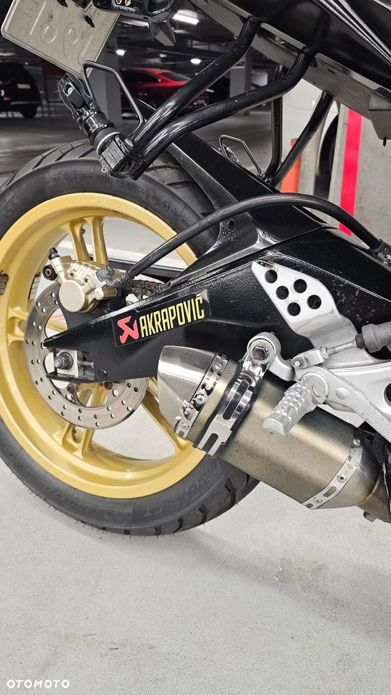 Yamaha YZF - 17