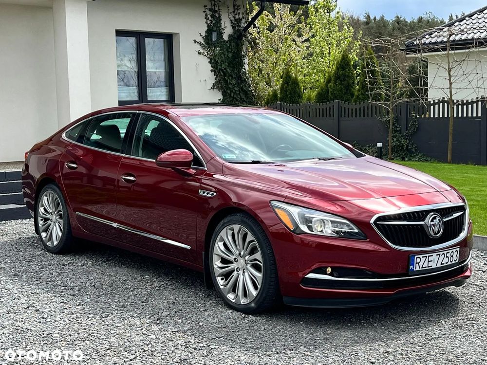 Buick Lacrosse - 22