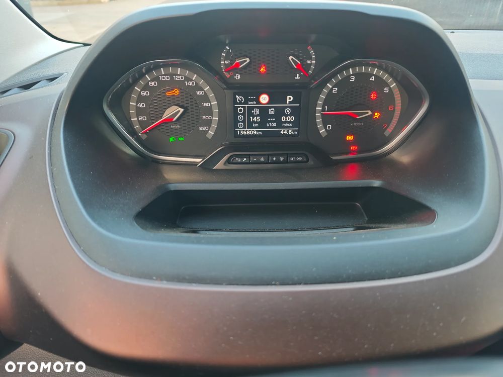 Peugeot Rifter Long 1.5 BlueHDI GT Line S&S - 10