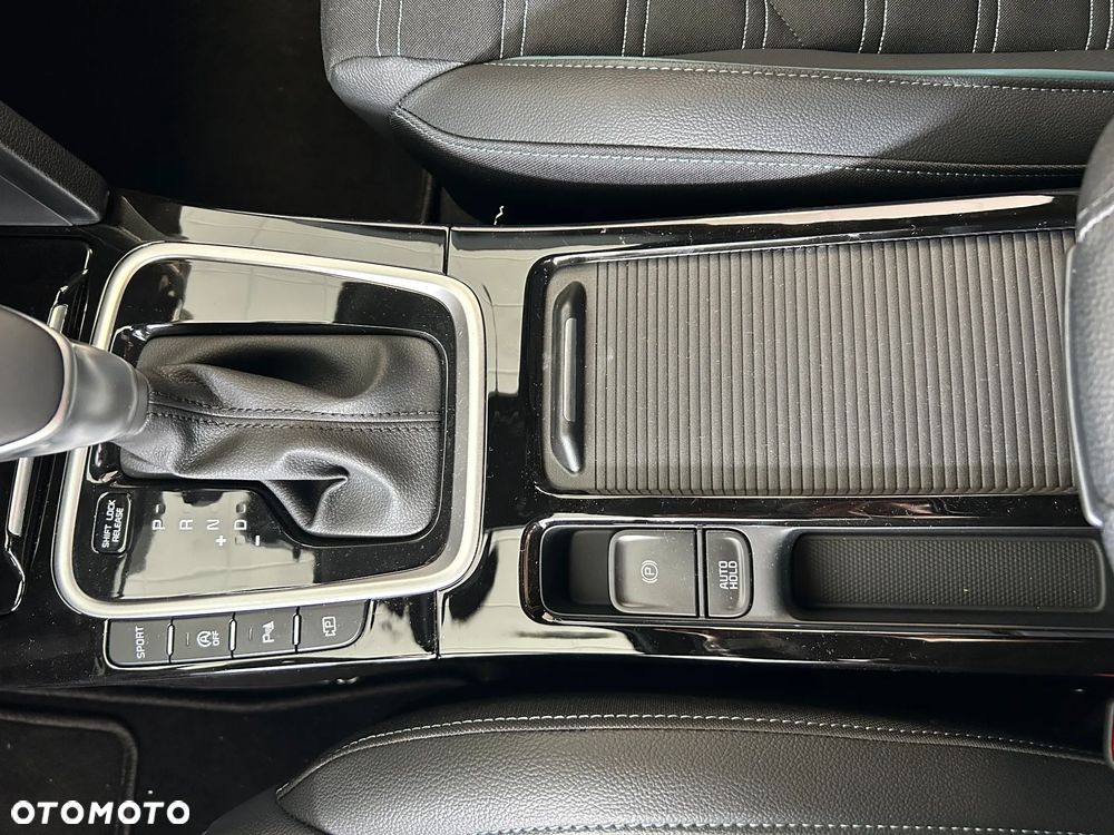 Kia XCeed 1.6 T-GDI Tribute DCT - 11