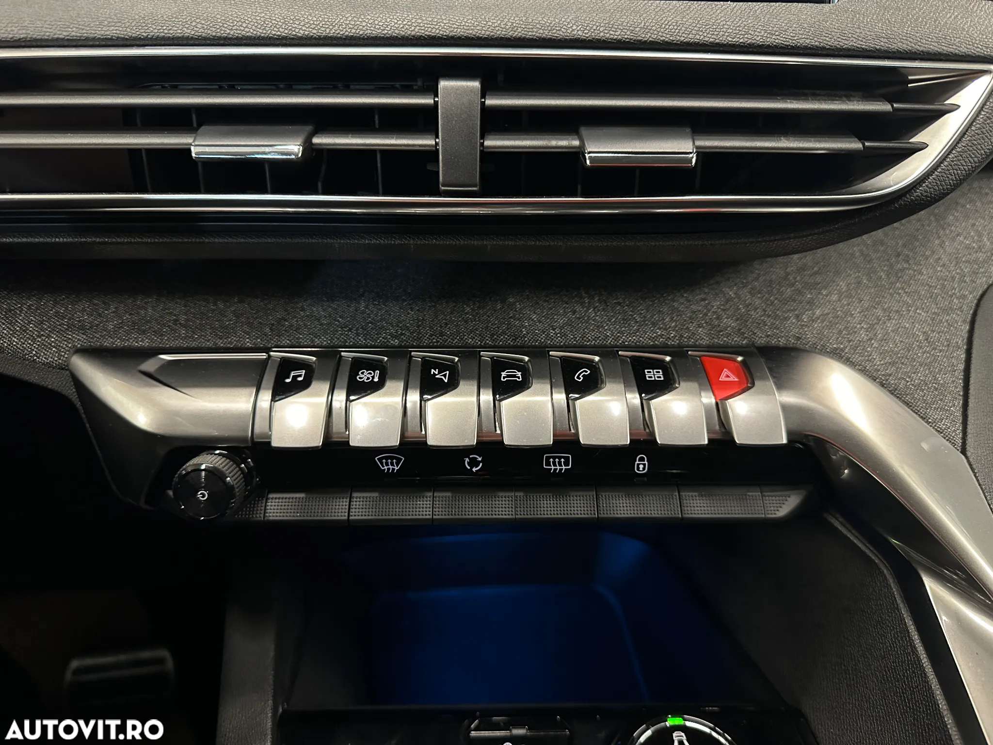 Peugeot 5008 1.5L BlueHDI EAT8 S&S Active Pack - 37
