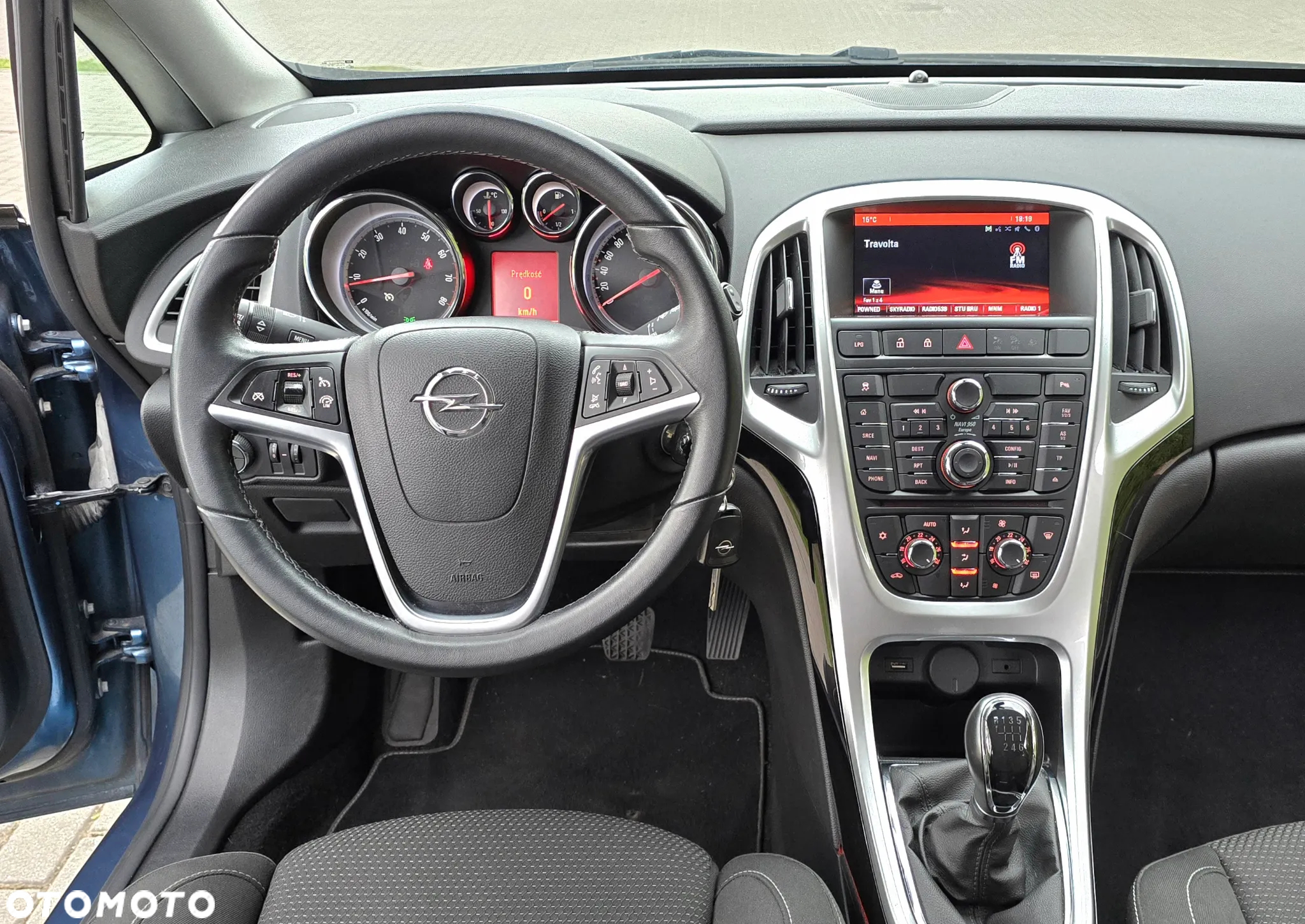 Opel Astra 1.4 Turbo Cosmo - 10