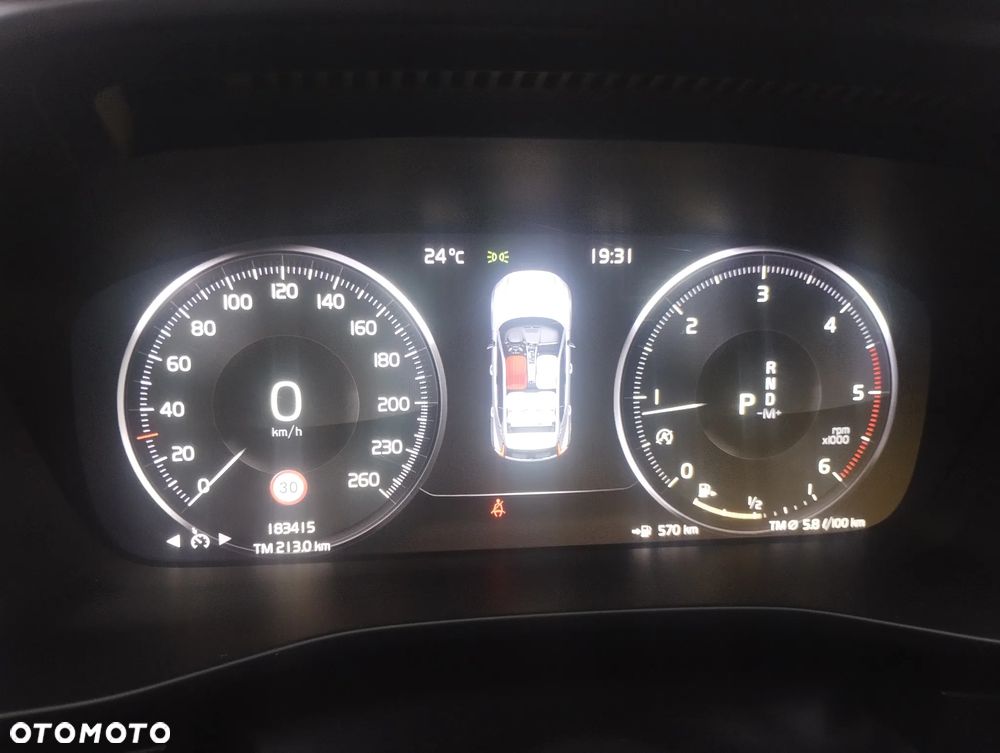 Volvo XC 40 D3 Momentum - 27