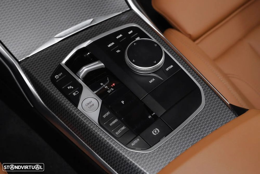 BMW 330 e xDrive Aut. M Sport - 35