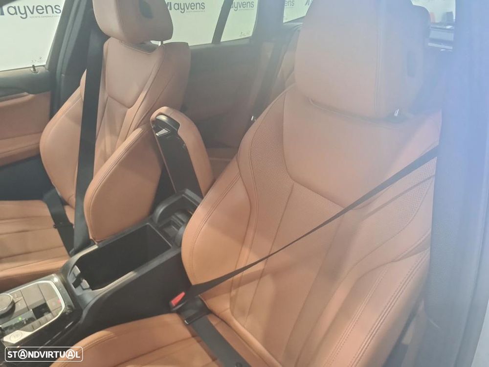 BMW X3 30 e xDrive Pack M - 8