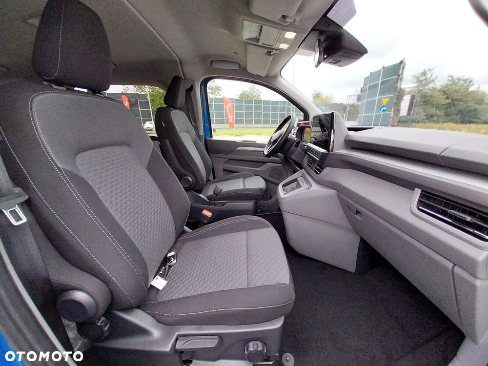 Volkswagen Caravelle Life silnik: 2,0 l TDI 150 KM / skrzynia biegów: 8-biegowa automatyczna rozstaw osi: 3500 mm - 6