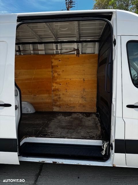 Volkswagen Crafter - 9