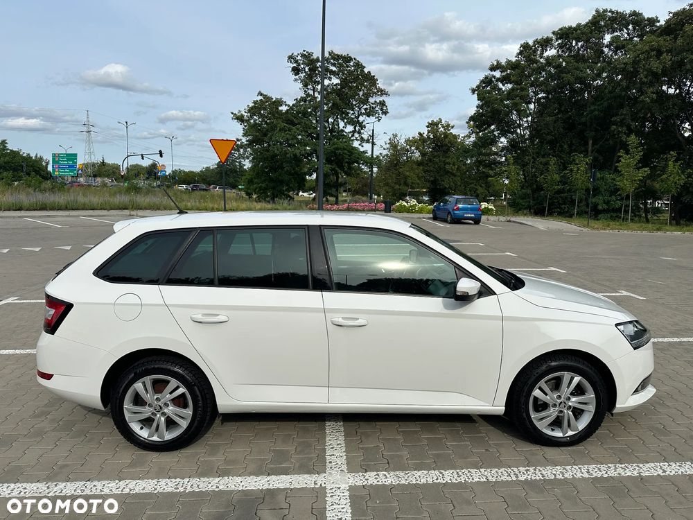 Skoda Fabia 1.0 Ambition - 4