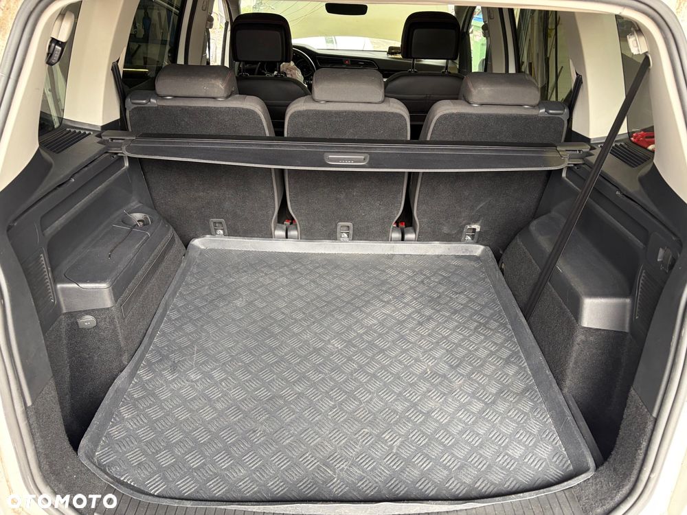 Volkswagen Touran 2.0 TDI SCR (BlueMotion Technology) DSG SOUND - 22
