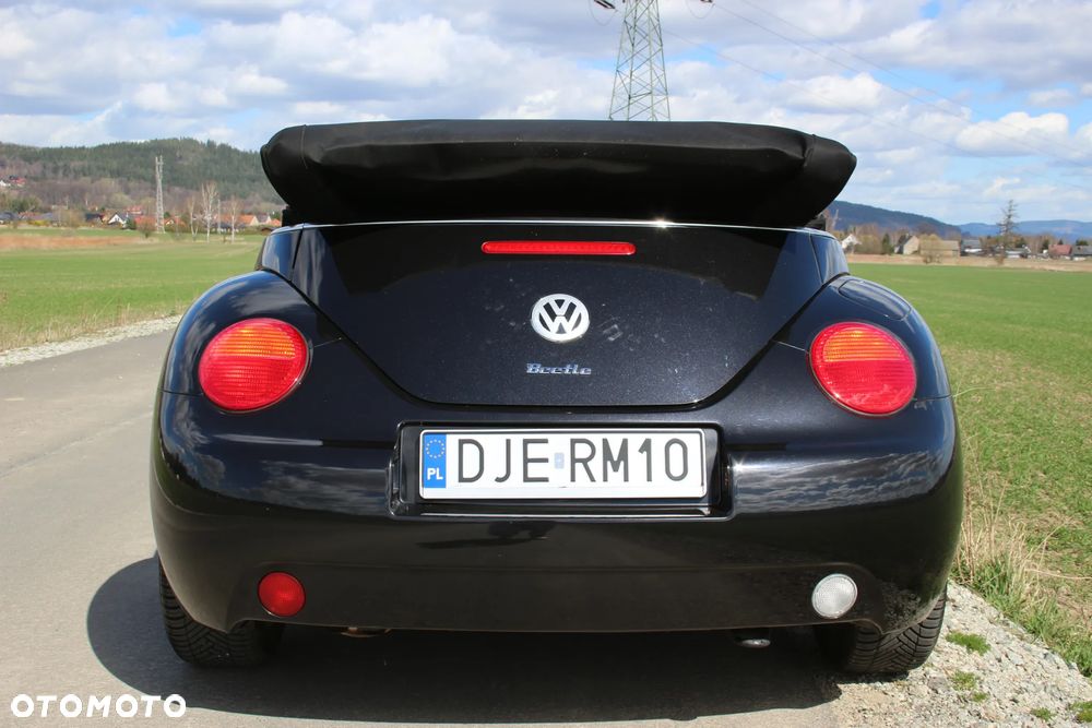 Volkswagen New Beetle 2.0 - 21
