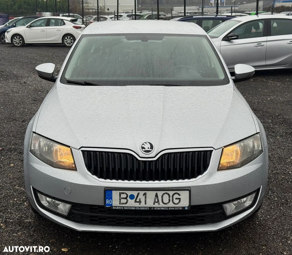 Skoda Octavia 1.6 TDI DSG Ambition - 25