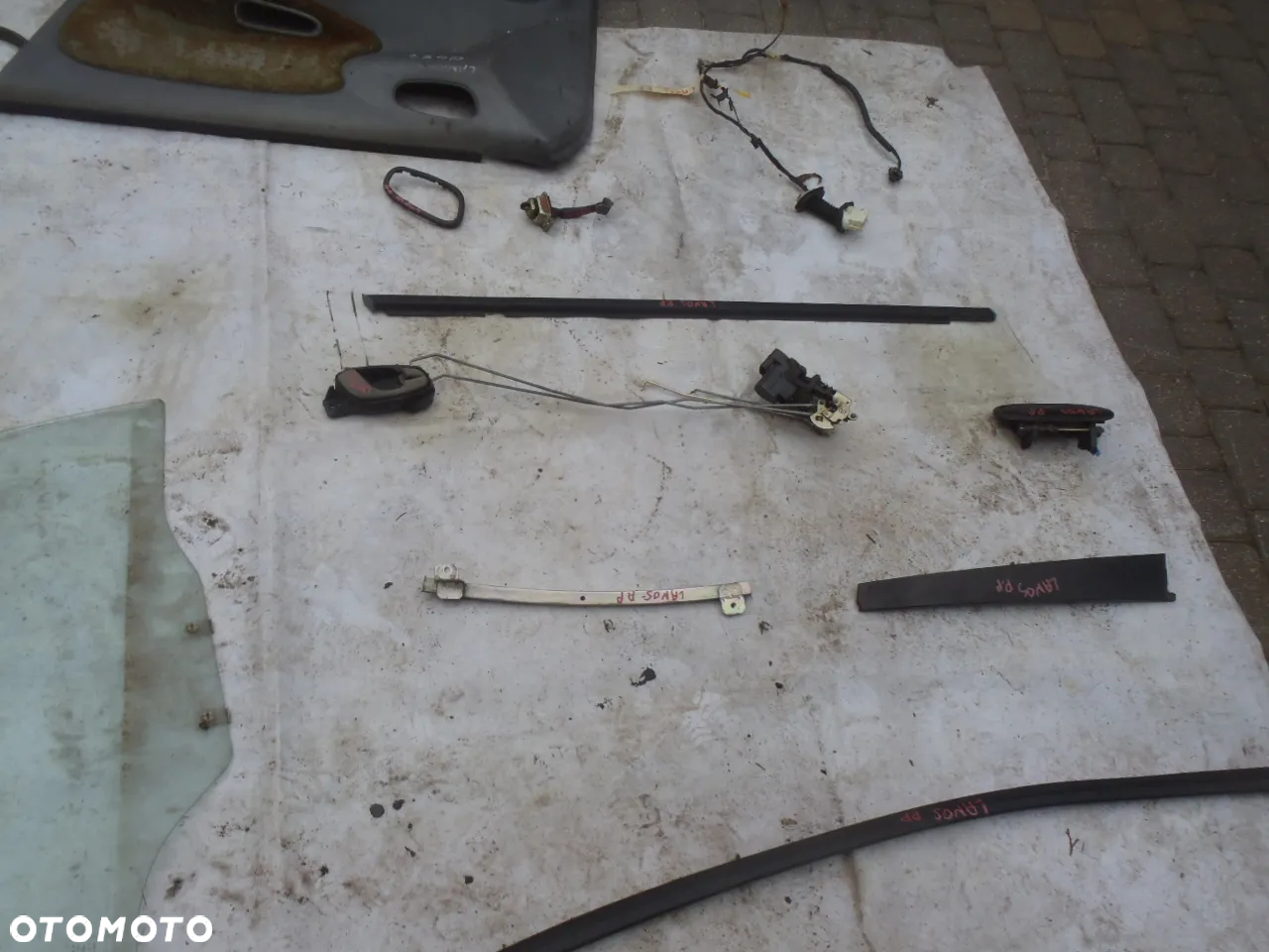 szyba uszczelka listwa klamka zamek silniczek mechanizm drzwi karoseryjna daewoo lanos - 13
