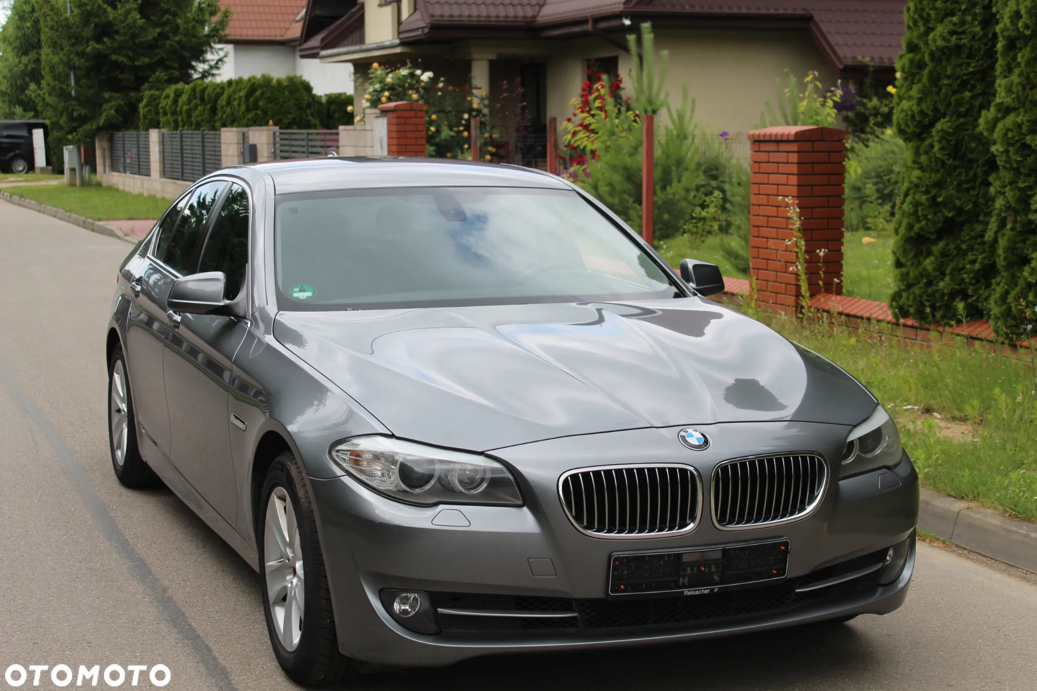 BMW Seria 5 523i - 5