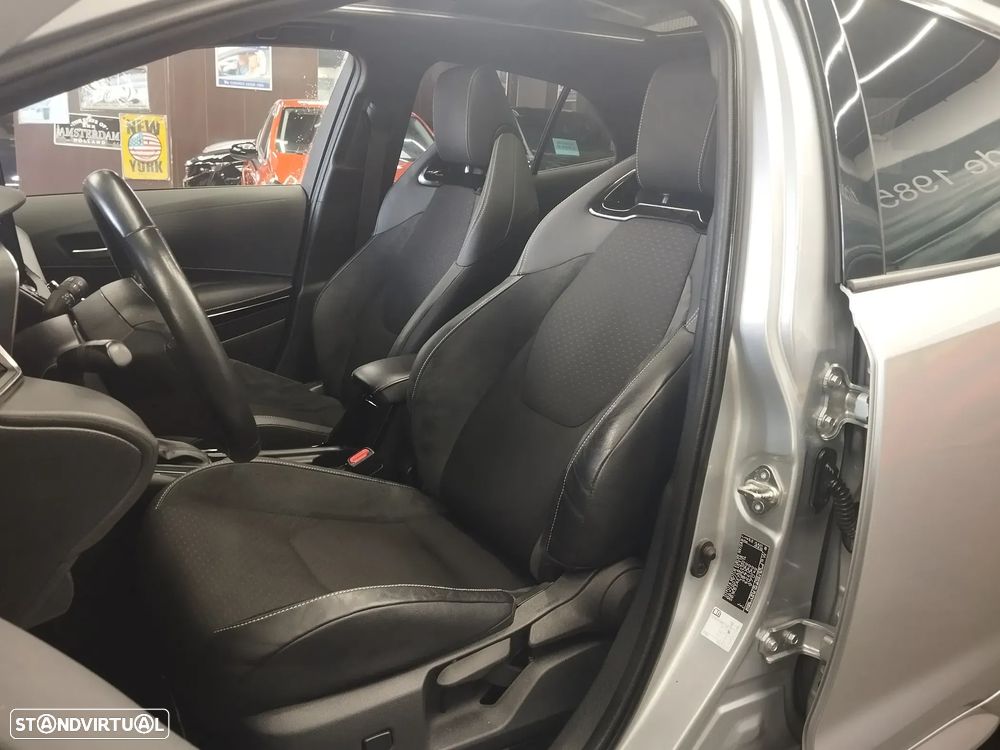 Toyota Corolla 1.8 Hybrid Comfort - 21