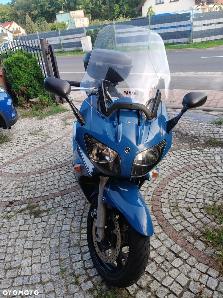 Yamaha FJR - 2