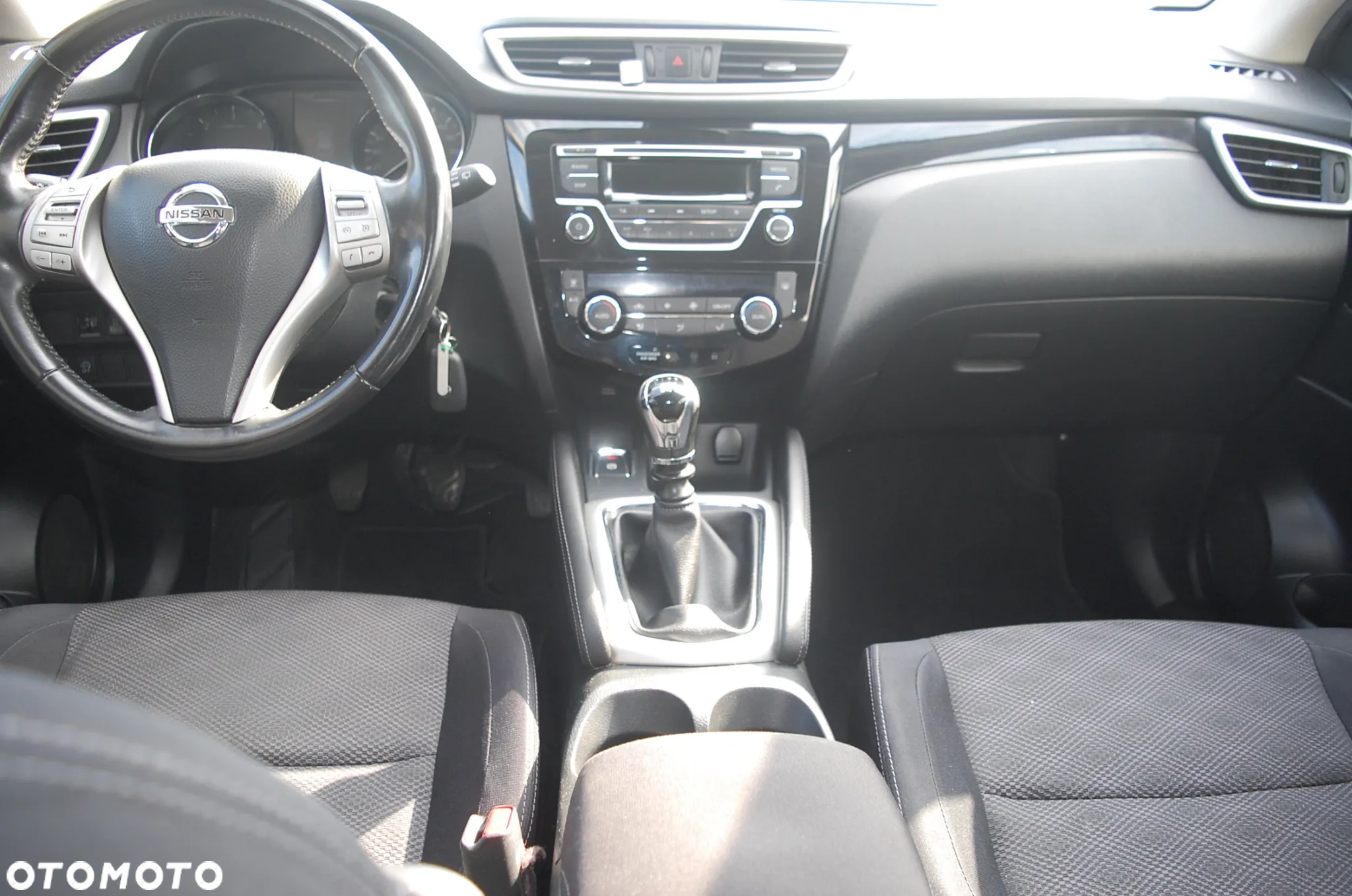 Nissan Qashqai 1.6 dCi 4 x 4 DPF acenta - 6