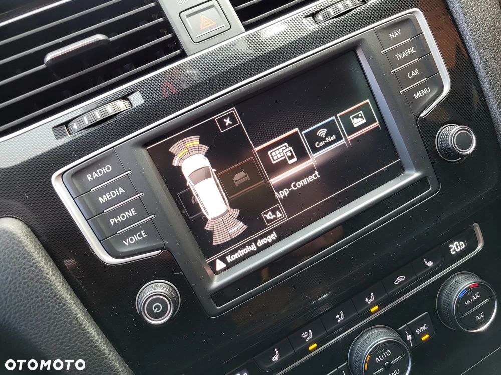 Volkswagen Golf GTD (BlueMotion Technology) DSG - 32