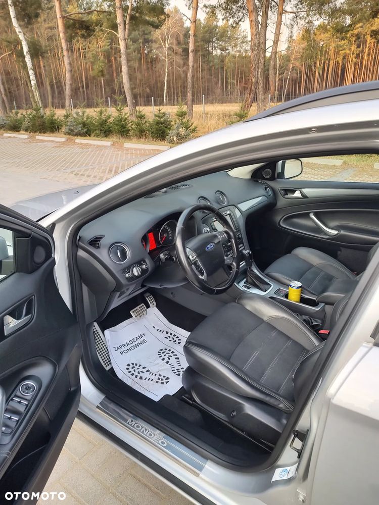 Ford Mondeo 2.0 TDCi Champions Edition - 17