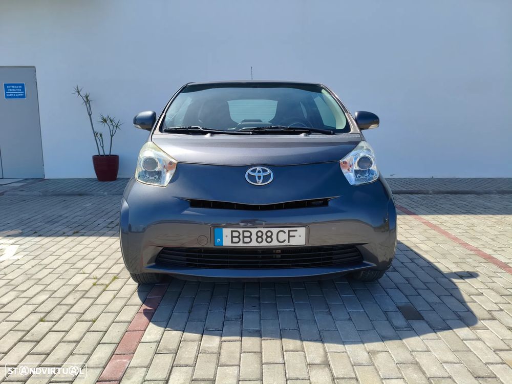 Toyota iQ 1.4 D-4D + - 14