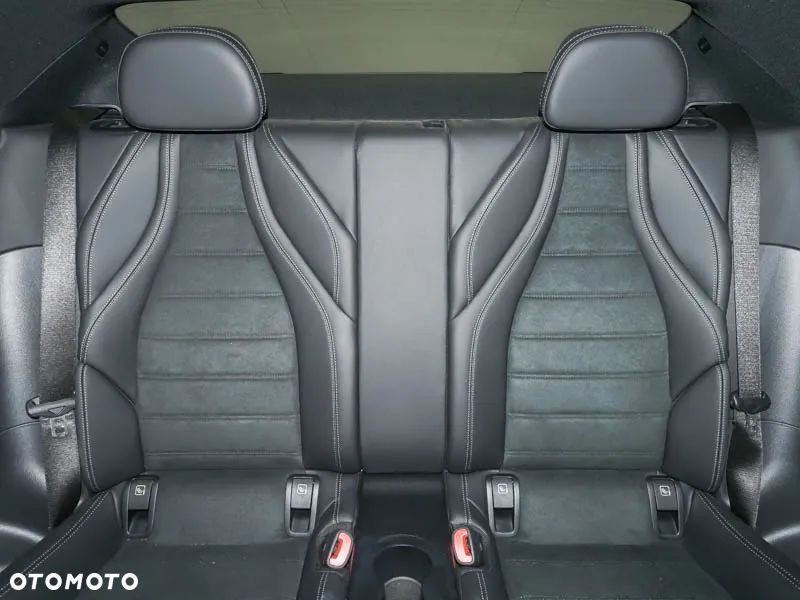 Mercedes-Benz CLE 300 4Matic Coupe 9G-TRONIC Edition AMG Line - 11