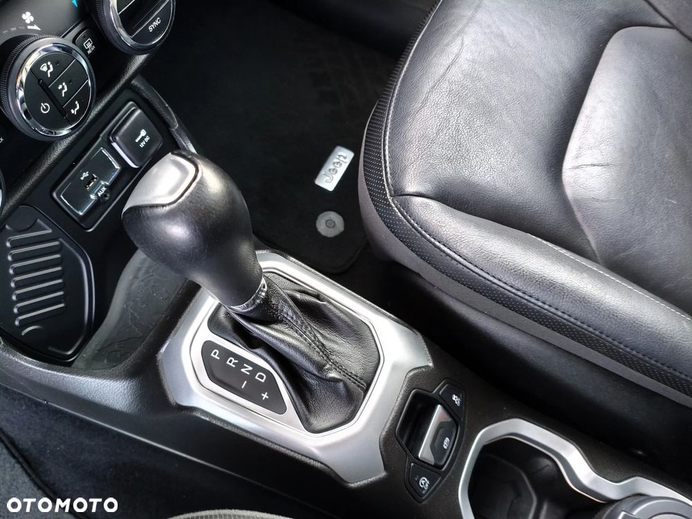 Jeep Renegade 1.4 MultiAir Limited FWD S&S - 21