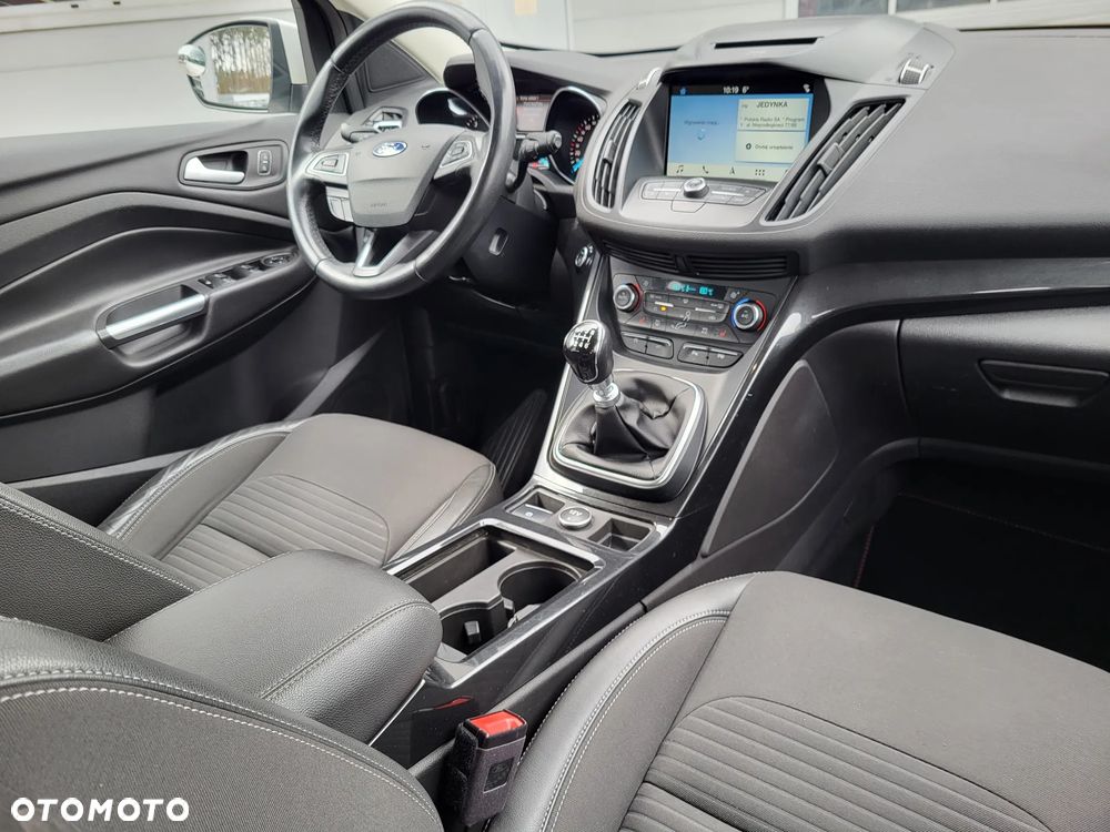 Ford Kuga 1.5 EcoBoost FWD Titanium ASS GPF - 6