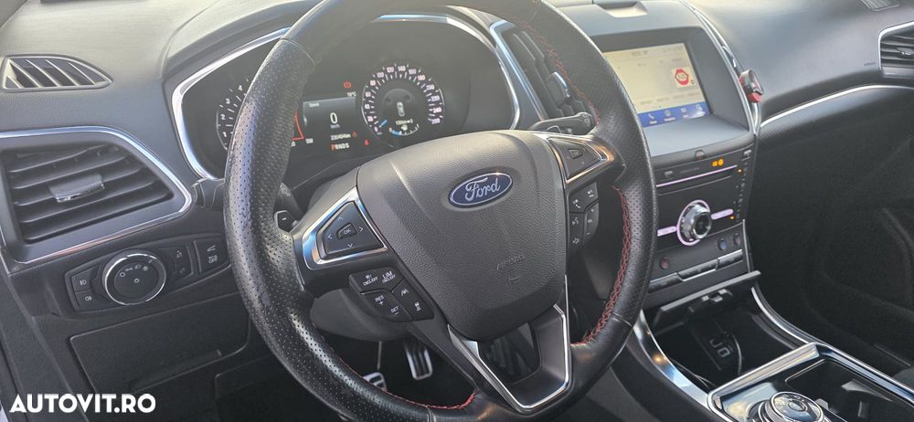 Ford Edge 2.0 Panther A8 AWD ST Line - 9