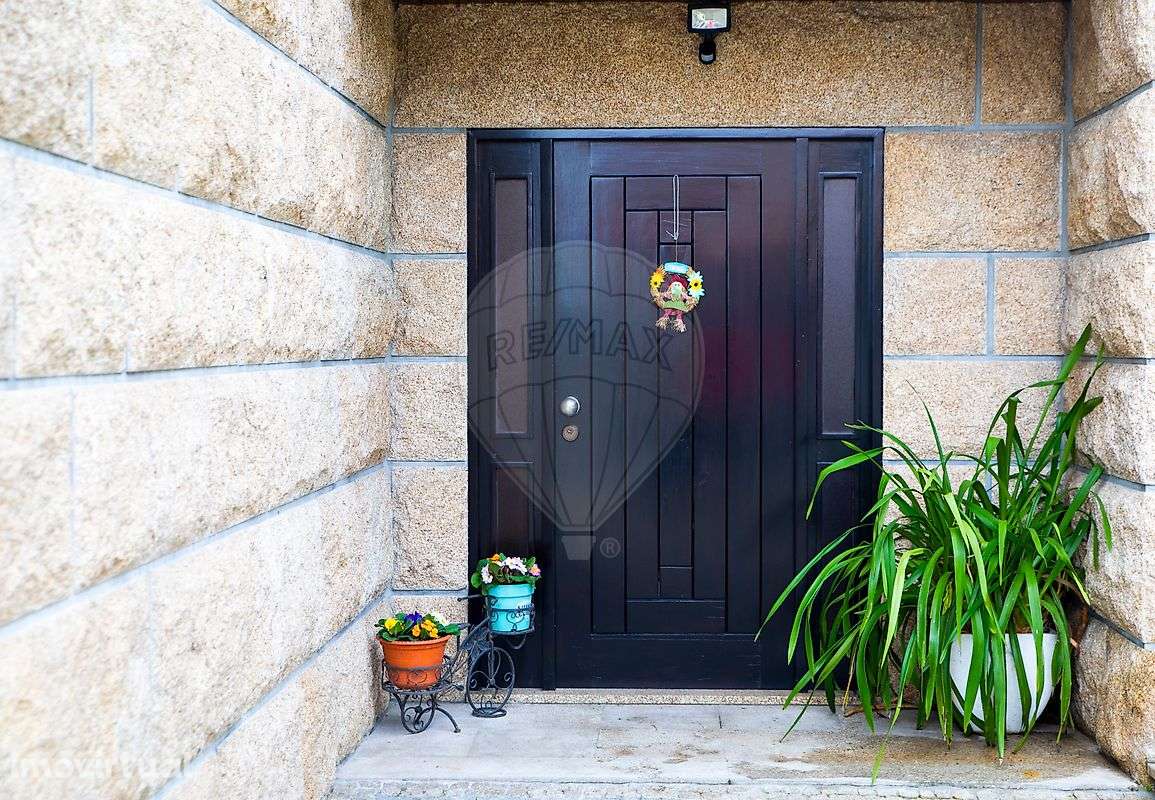 Moradia T3 para venda - Grande imagem: 2/42