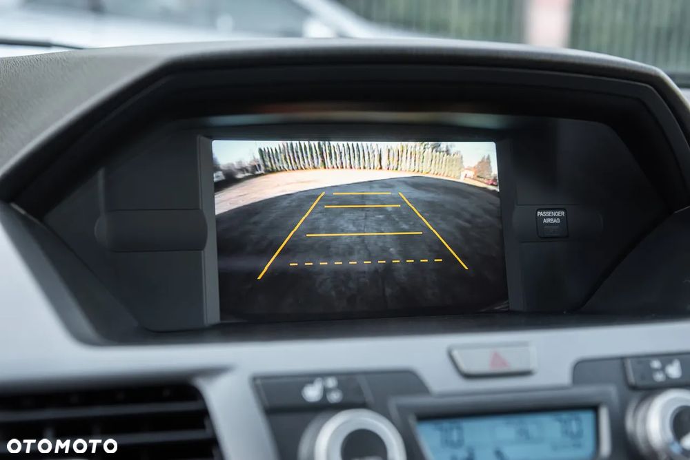 Honda Odyssey 3.5 LX - 22