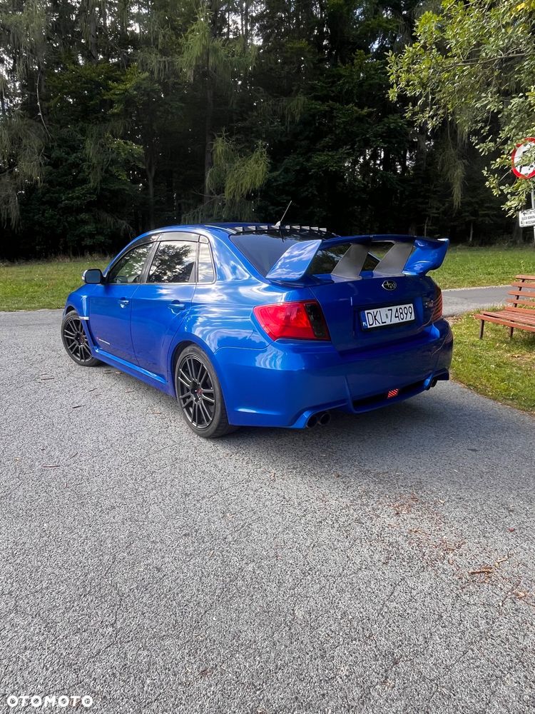 Subaru Impreza STI - 10