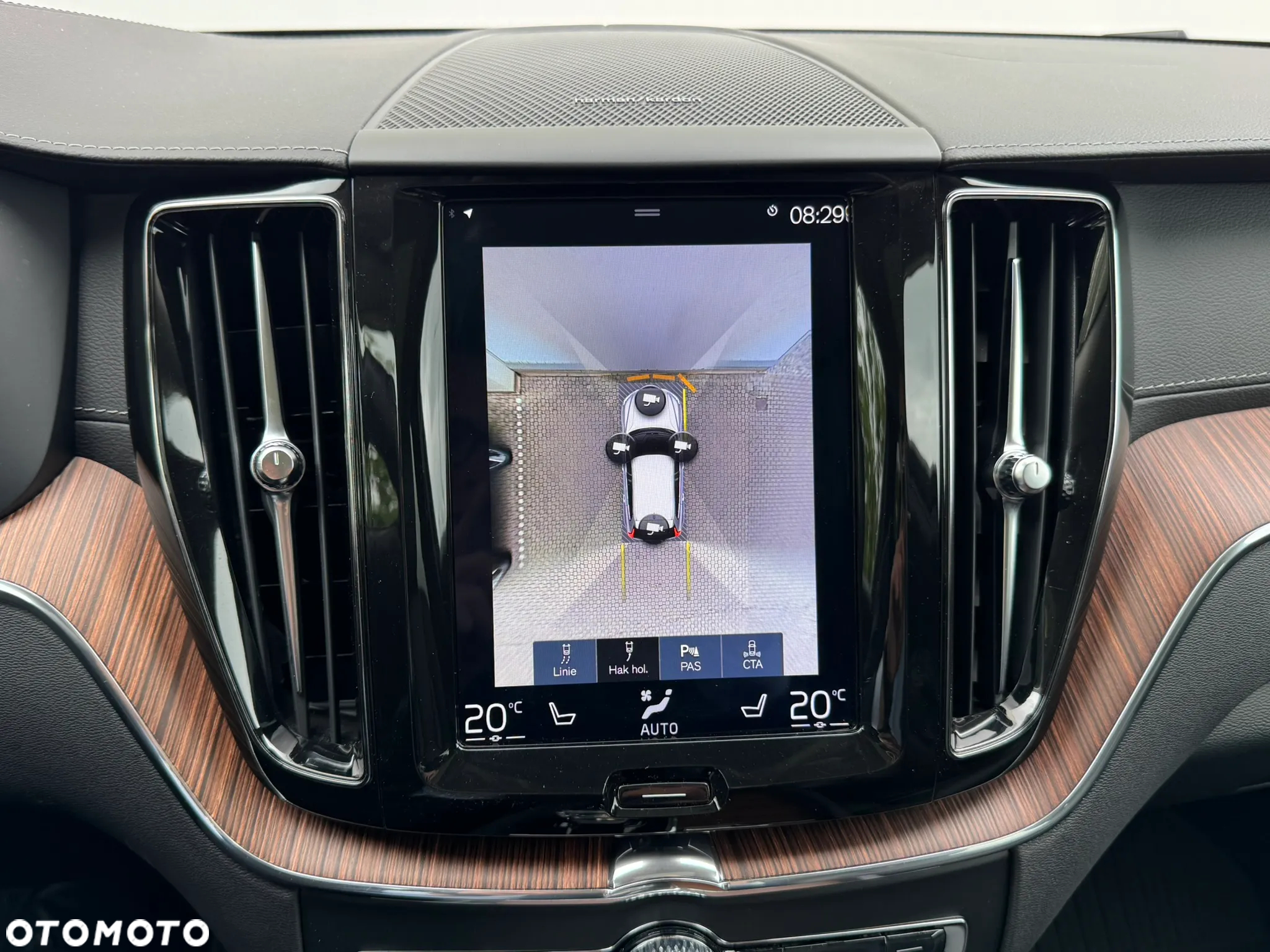 Volvo XC 60 T8 AWD Plug-In Hybrid Inscription - 18